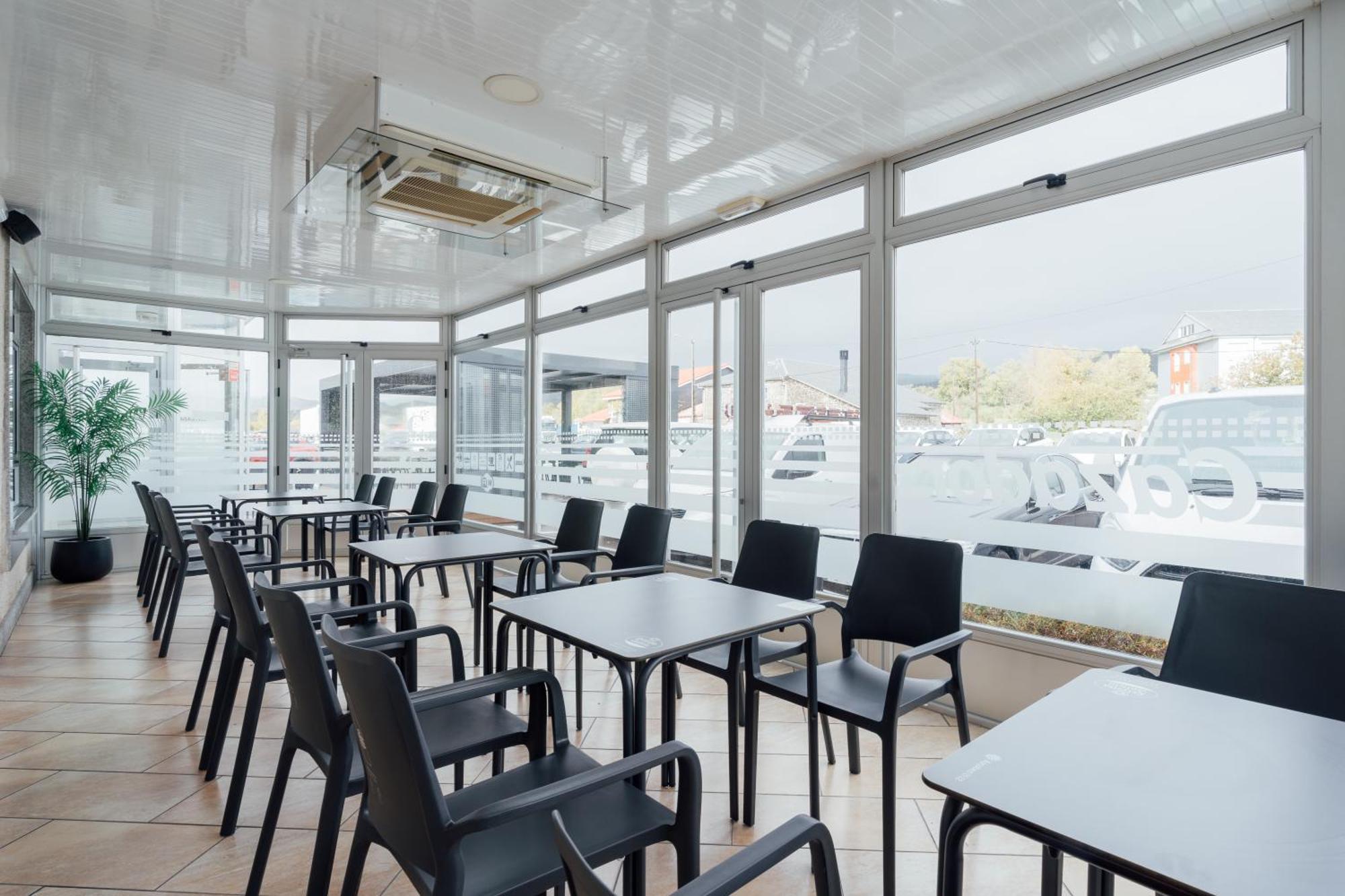 Hotel Restaurante Cazador Перейро Экстерьер фото